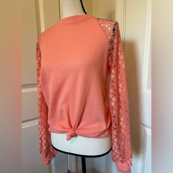 Peach ribbed lace long sleeve top - Picture 2 of 4